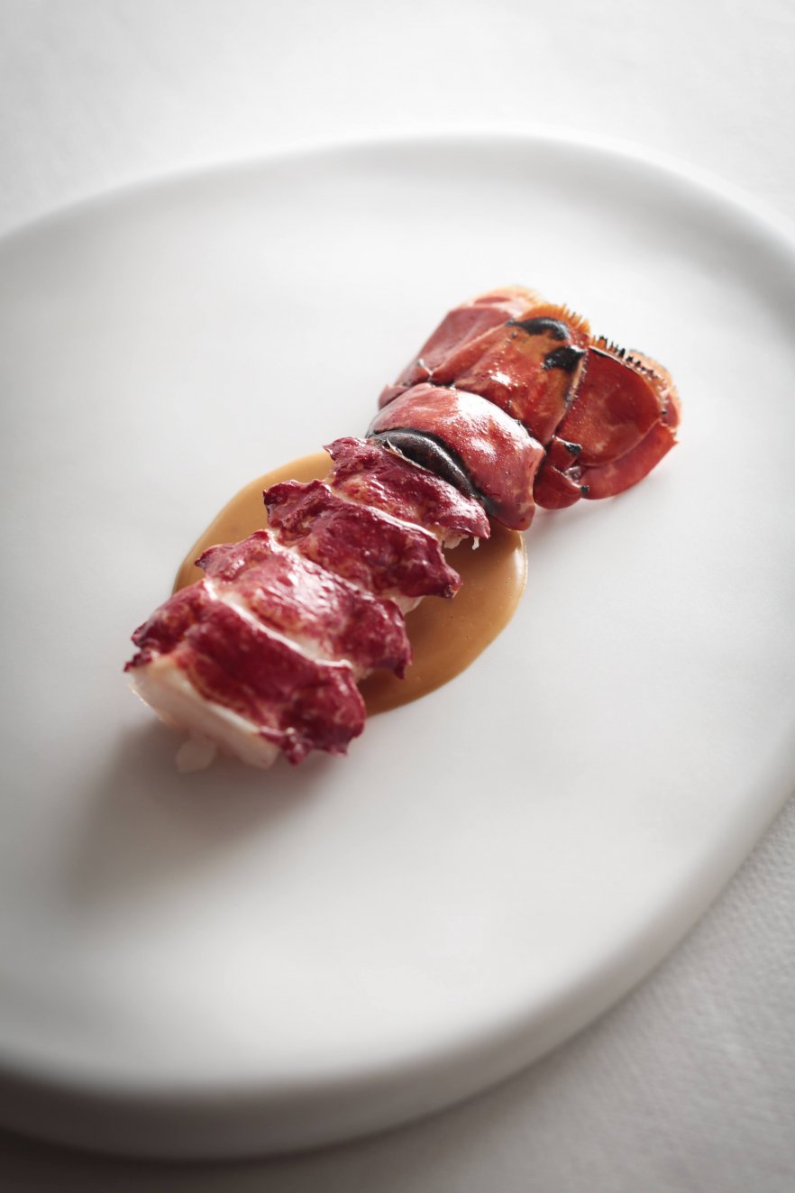 Restaurant PAGES - Entre l'Avenue d'Iéna et l'Avenue Marceau, à 3 minutes de l'Arc de Triomphe